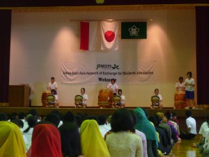 本校生徒有志による水軍太鼓演奏