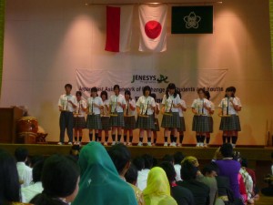 英語クラブによるアンクルン演奏